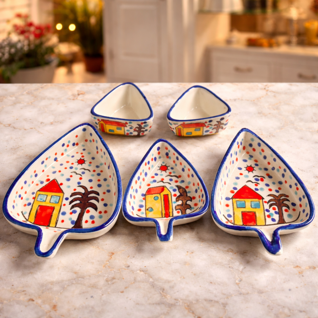 Sajaao 5 pieces kitchenware, set of 3 different sized serving platter with 2 dip bowls (Multicolour, Set of 5)